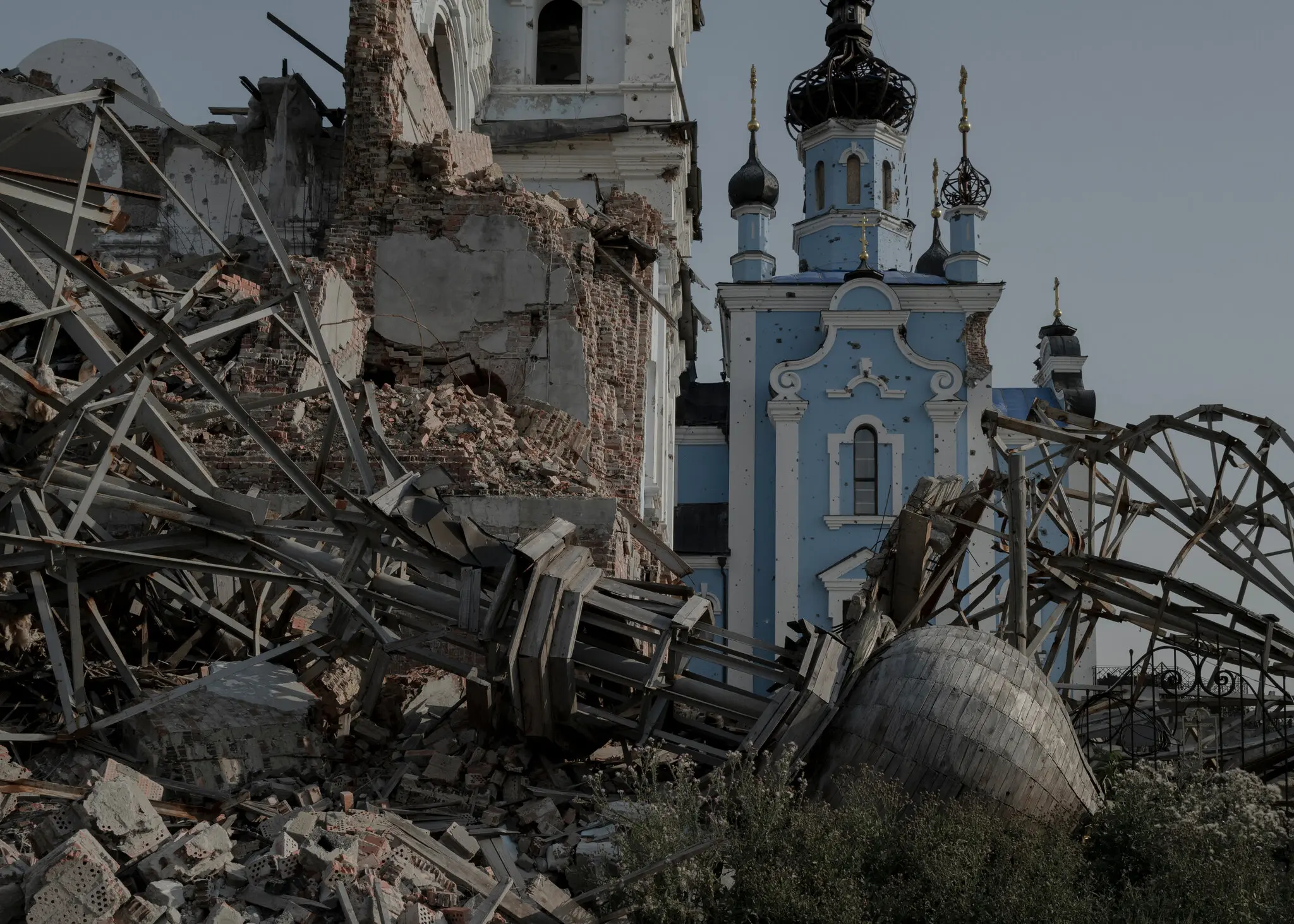 Сильно пошкоджена церква в селі Богородичне Донецької області 7 серпня